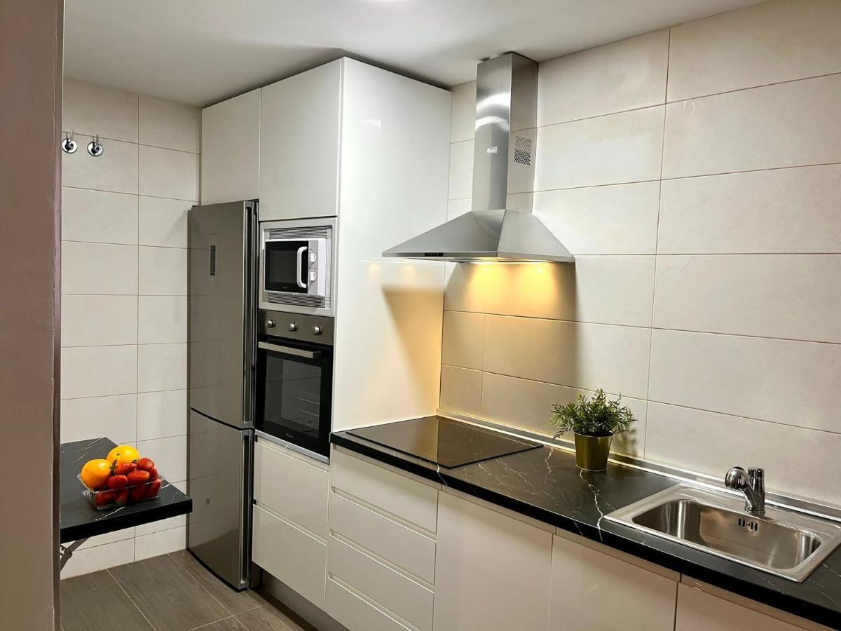 Sky Garden Trip Malaga Apartment Bagian luar foto