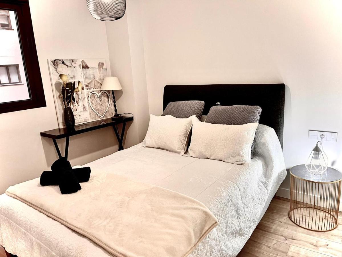 Sky Garden Trip Malaga Apartment Bagian luar foto