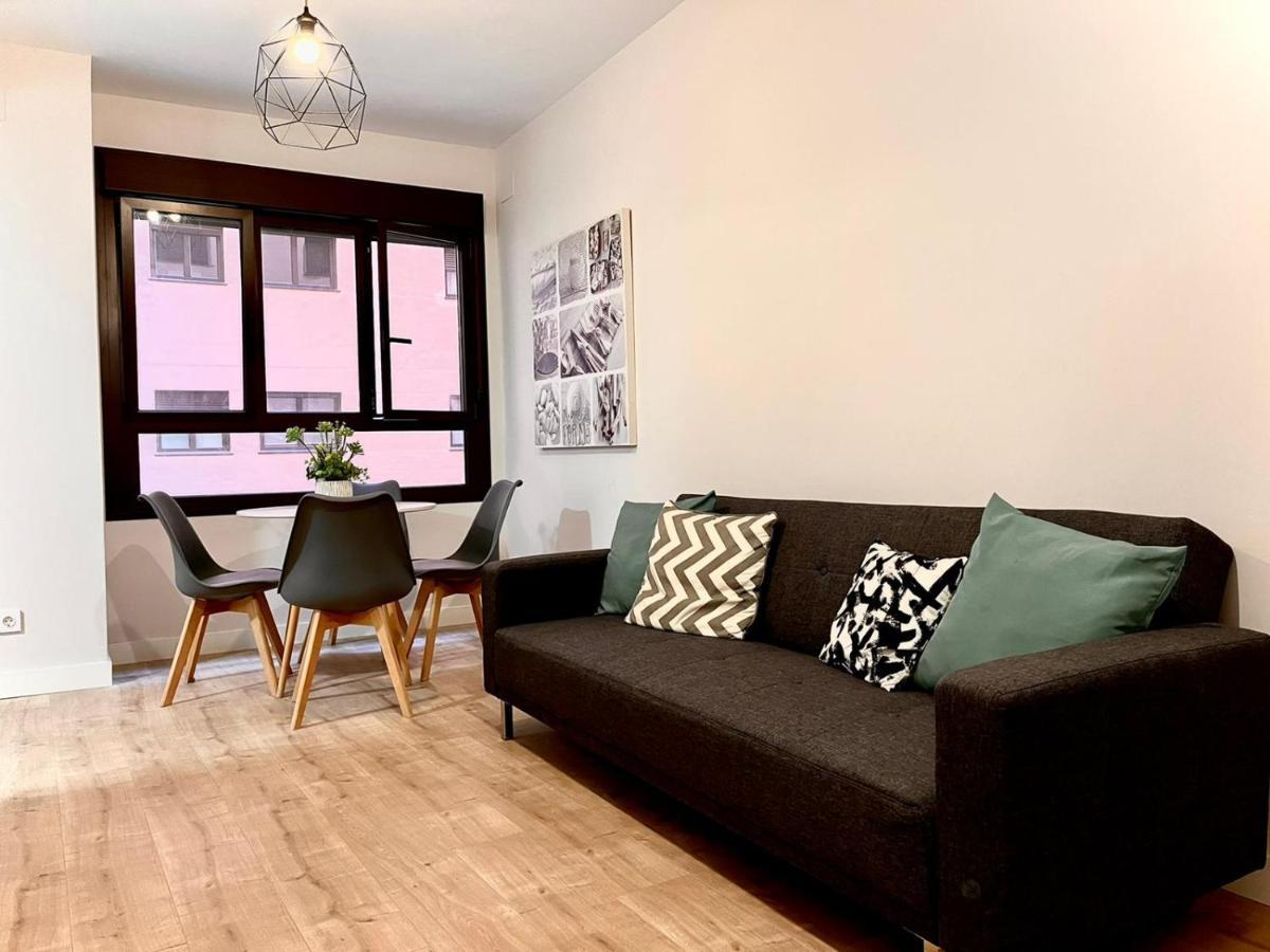 Sky Garden Trip Malaga Apartment Bagian luar foto